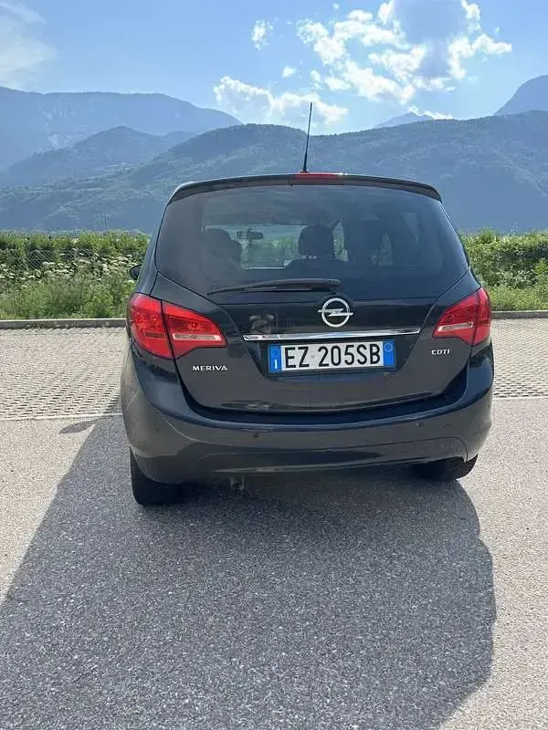 Usata Opel Meriva Edition 95 CV (69 kW) 2015 Nero Monovolume