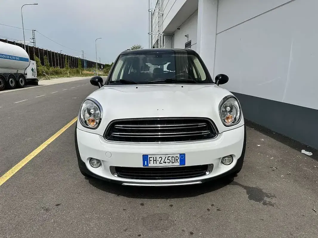 Usata Mini Cooper D Countryman Business 111 CV (81 kW) 2017 SUV