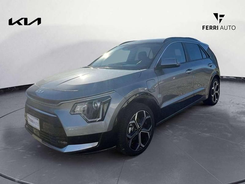 Nuova Kia Niro Style 105 CV (77 kW) 2025 Grigio scuro SUV