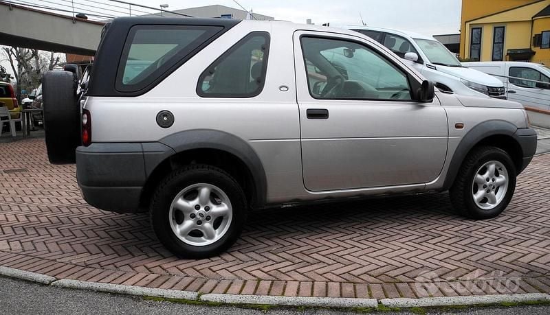 Usata Land Rover Freelander S 97 CV (71 kW) 2000 Grigio SUV