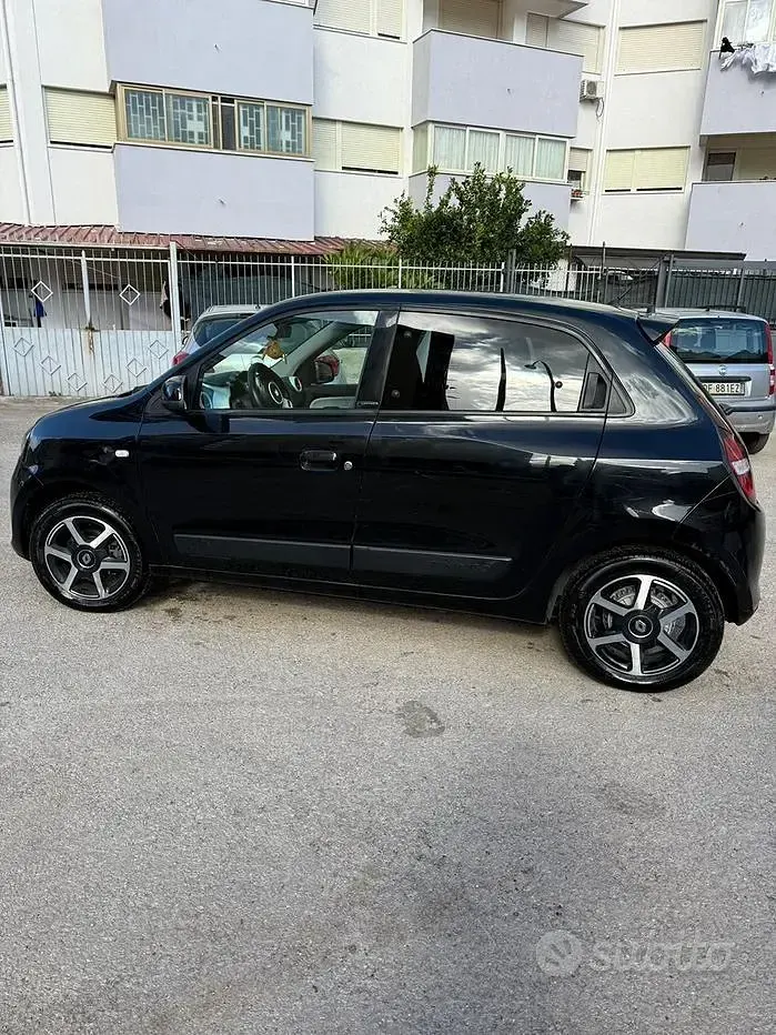 Usata Renault Twingo 70 CV (51 kW) 2018 Nero Utilitaria
