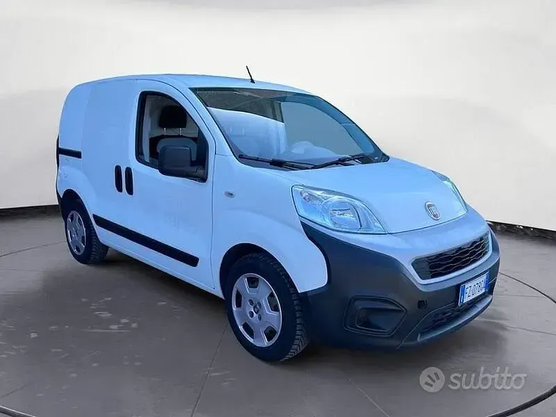 Usata Fiat Fiorino 77 CV (56 kW) 2019 Bianco Monovolume