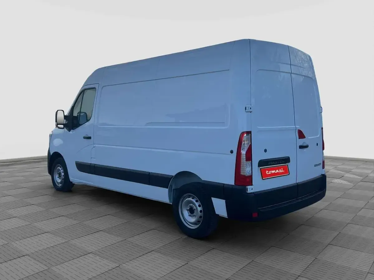 Usata Renault Master 135 CV (99 kW) 2022 Colore bianco Monovolume