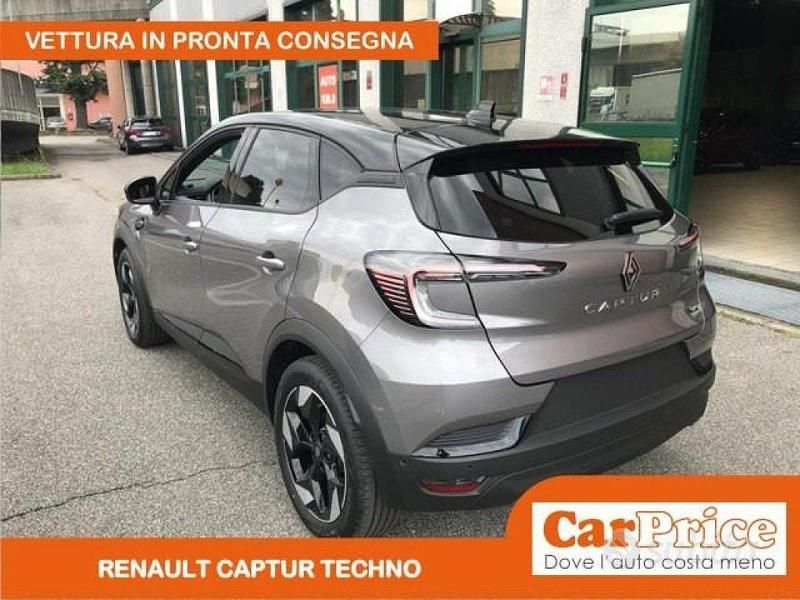 Ny Renault Captur Techno 145 HK (106 kW) 2025 Vari colori SUV
