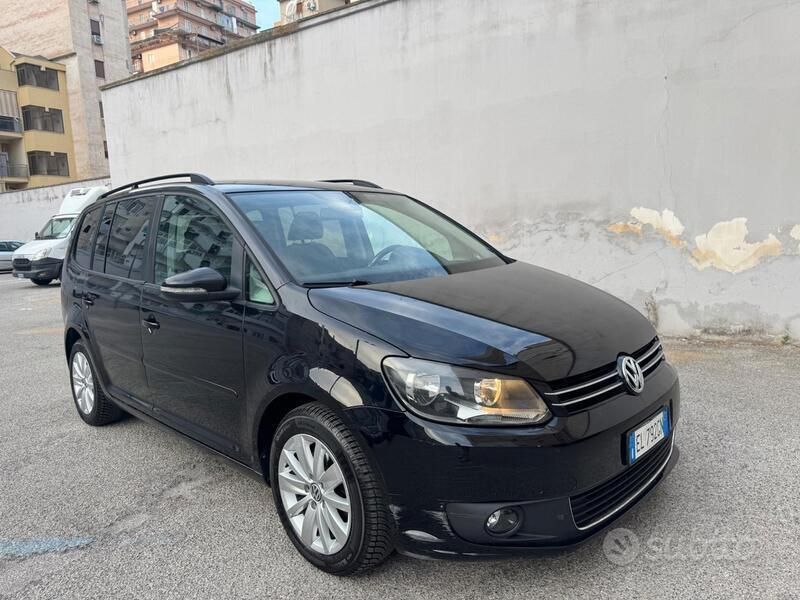 Usata VW Touran Comfortline 105 CV (77 kW) 2013 Nero Monovolume
