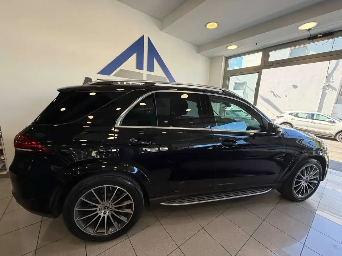 Usata Mercedes GLE300 Premium Plus 272 CV (200 kW) 2023 Nero SUV