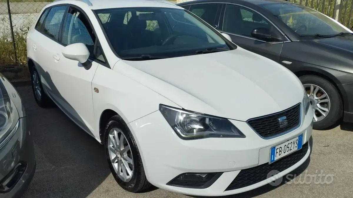 Usata Seat Ibiza ST Style 75 CV (55 kW) 2015 Bianco Station wagon