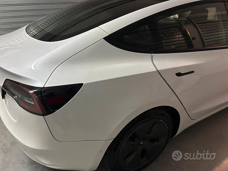 Usata Tesla Model 3 Standard Range 208 kW (283 CV) 2021 Berlina