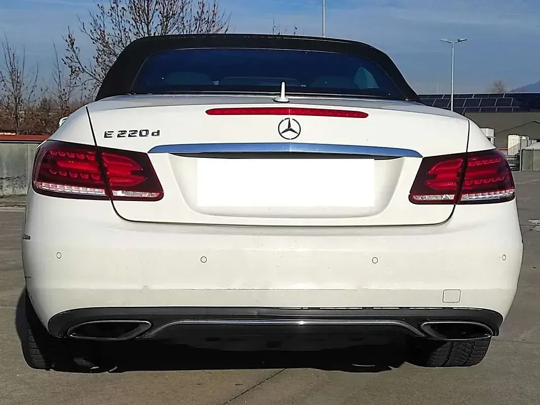 Usata Mercedes E220 Premium 170 CV (125 kW) 2016 Bianco Cabrio