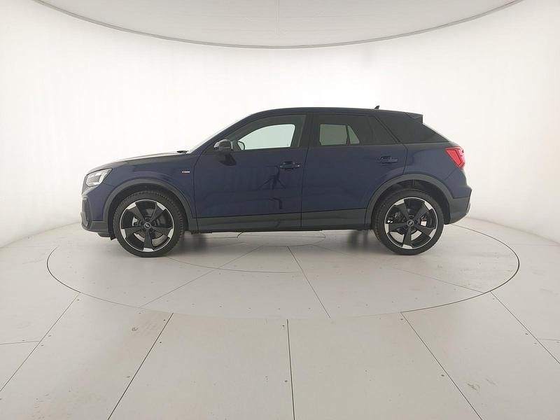 Nuova Audi Q2 S-Line 150 CV (110 kW) 2026 Blu navarra metallizzato SUV