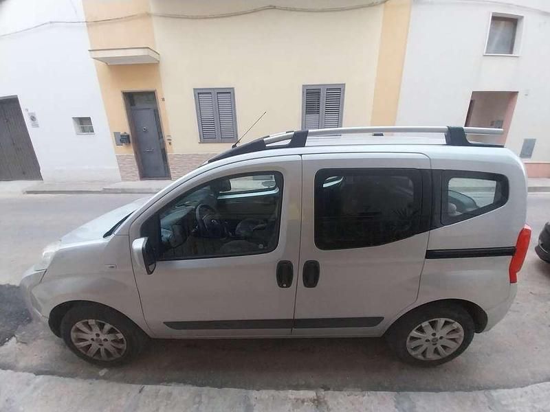 Usata Fiat Qubo Dynamic 77 CV (56 kW) 2015 Grigio Monovolume