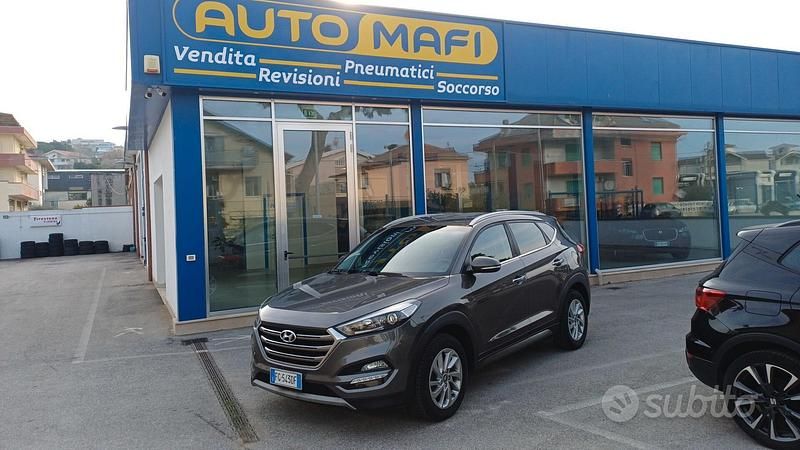 Usata Hyundai Tucson Edition 116 CV (85 kW) 2017 Marrone SUV