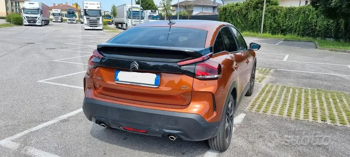 Usata Citroën C4 PureTech 131 CV (96 kW) 2022 Arancione Berlina