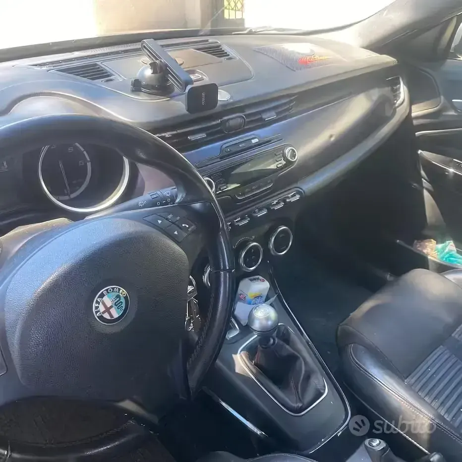 Usata Alfa Romeo Giulietta 140 CV (102 kW) 2012 Nero Utilitaria