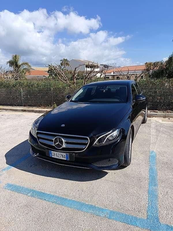 Usata Mercedes E220 Business 194 CV (142 kW) 2016 Berlina