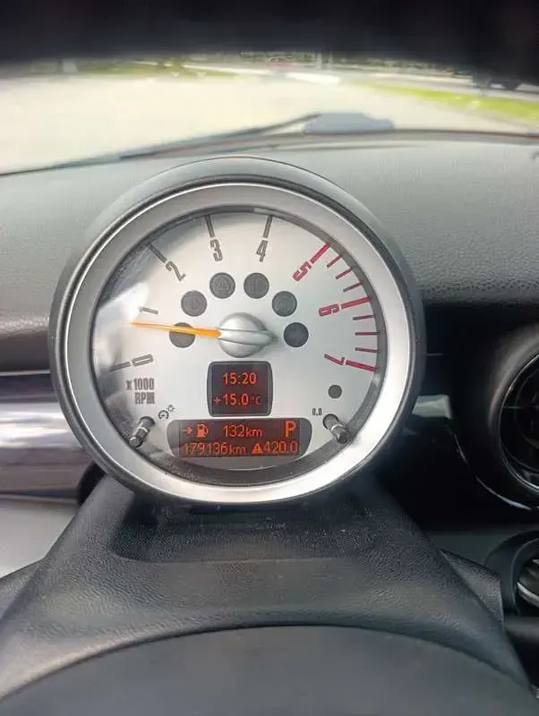 Usata Mini Cooper D 109 CV (80 kW) 2009 Utilitaria