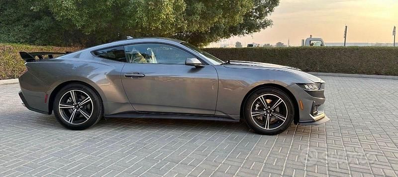 Usata Ford Mustang GT Fastback 2024 Grigio Coupé