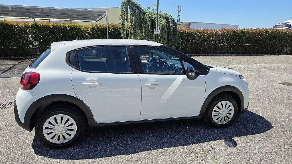 Usata Citroën C3 Feel 102 CV (75 kW) 2022 Bianco Utilitaria