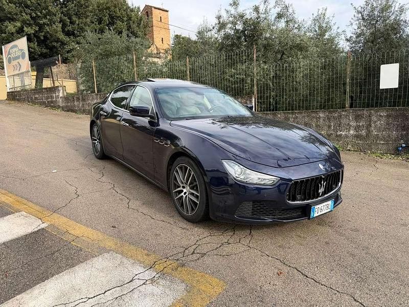Usata Maserati Ghibli 250 CV (183 kW) 2016 Blu/azzurro Berlina