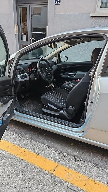 Usata Fiat Grande Punto 65 CV (47 kW) 2006 Utilitaria