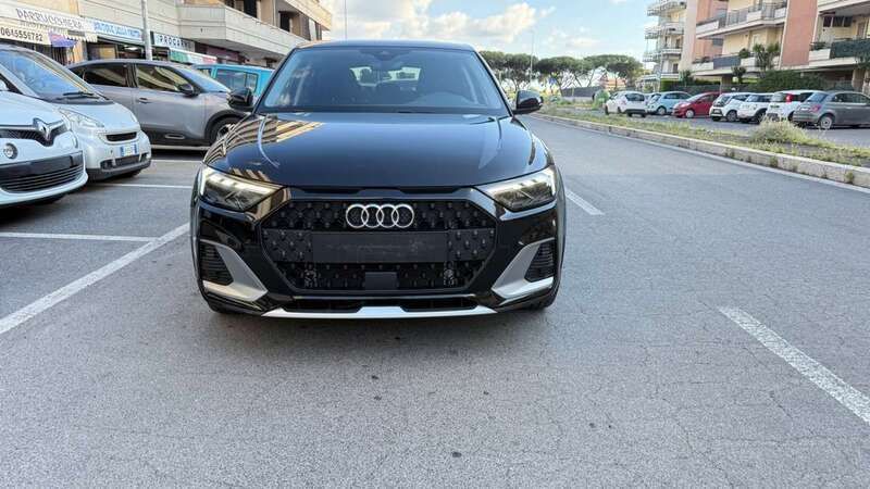 Nero Usata 2024 Audi A1 S-Line Utilitaria | 24.900 € (Ottimo prezzo) - Immagine 1/4
