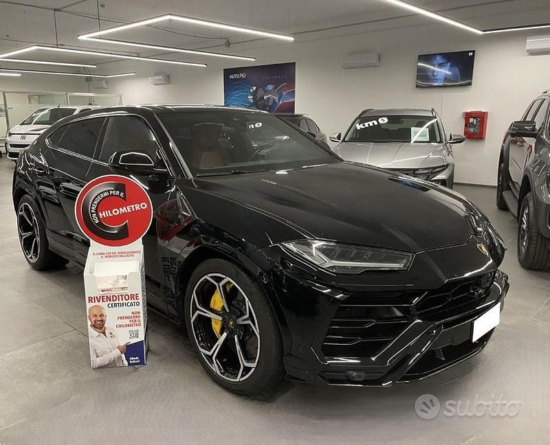 Usata Lamborghini Urus 650 CV (478 kW) 2022 Nero SUV