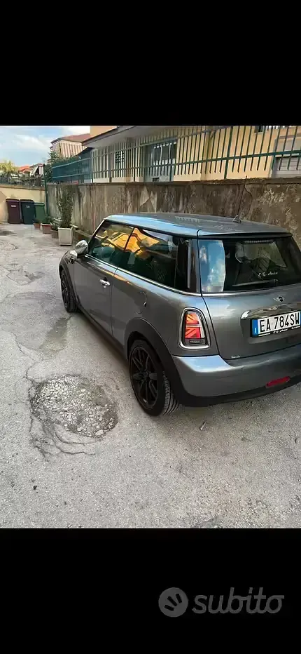 Usata Mini Cooper 90 CV (66 kW) 2010 Grigio Utilitaria