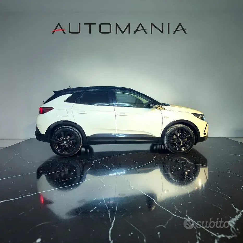 Usata Opel Grandland X GS Line 131 CV (96 kW) 2022 Bianco SUV