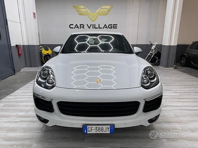 Usata Porsche Cayenne 250 CV (183 kW) 2016 Bianco SUV