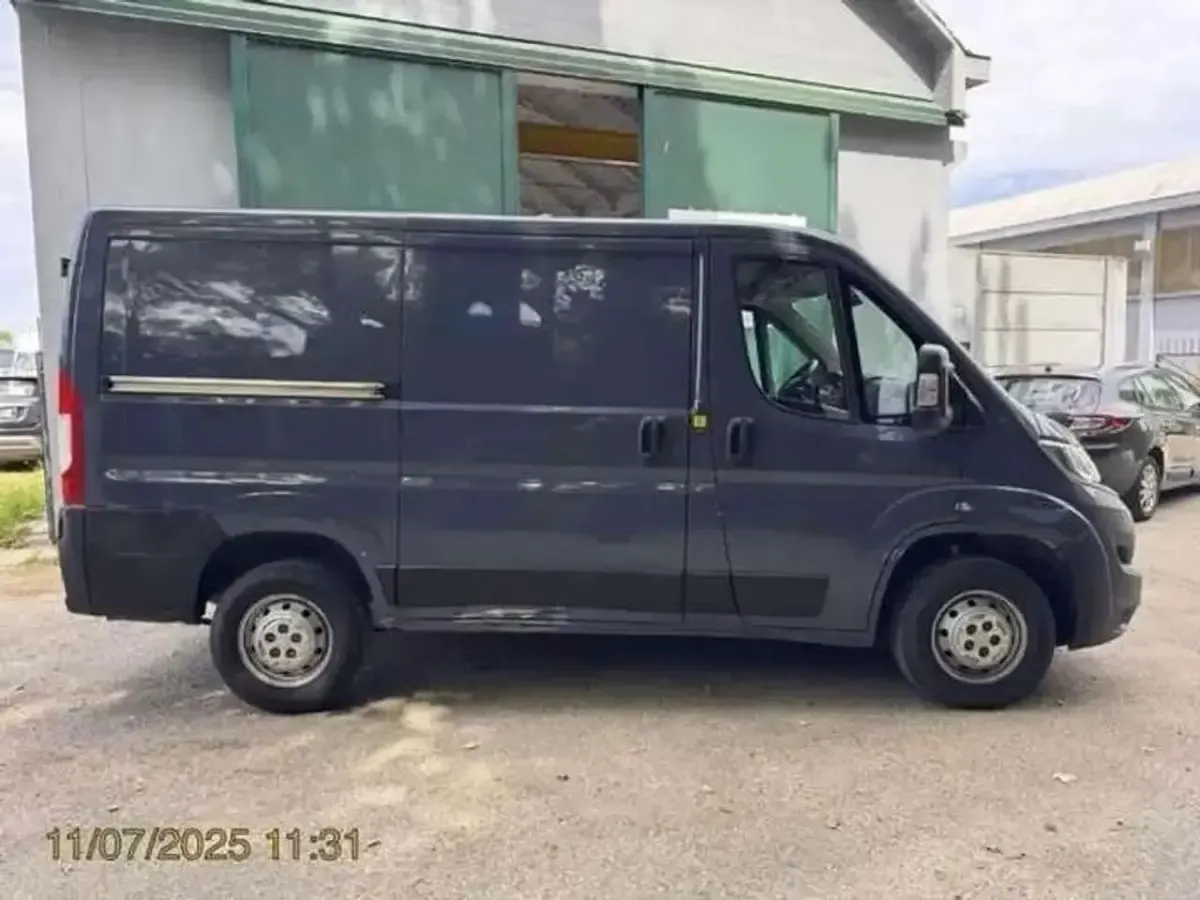 Usata Citroën Jumper 120 CV (88 kW) 2021 Blu/azzurro Monovolume