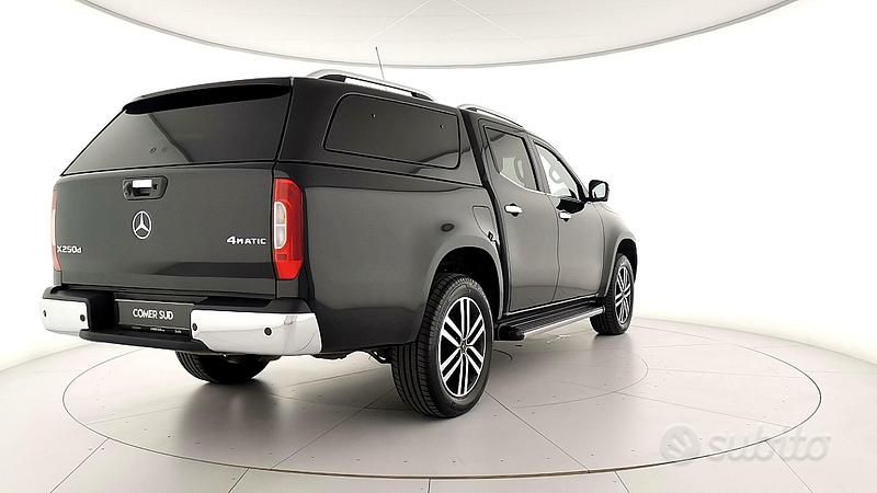 Usata Mercedes E250 2019 Nero SUV