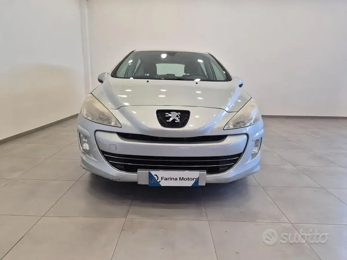 Usata Peugeot 308 Premium 95 CV (69 kW) 2009 Grigio Berlina