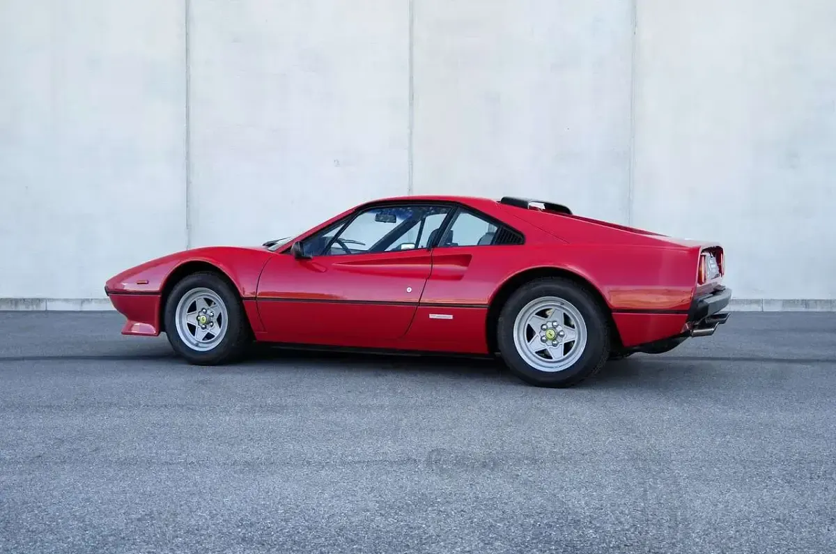 Usata Ferrari 308 235 CV (172 kW) 1983 Rosso Coupé