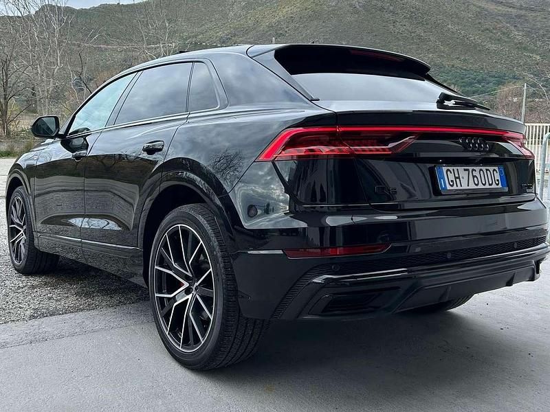 Usata Audi Q8 S-Line 286 CV (210 kW) 2019 Nero SUV