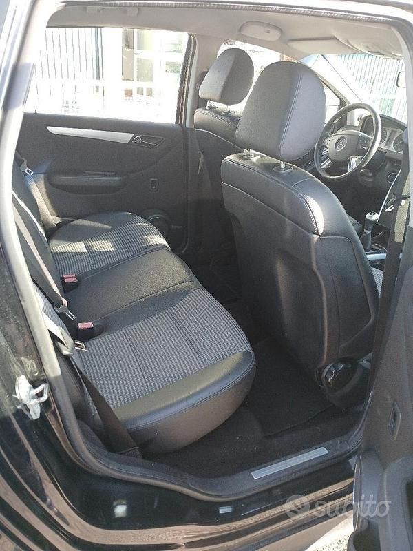 Usata Mercedes B200 2007 Nero Monovolume