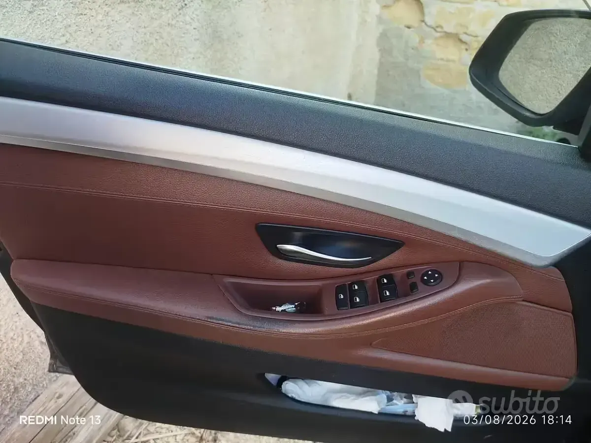 Usata BMW 520 184 CV (135 kW) 2011 Bluazzurro Berlina