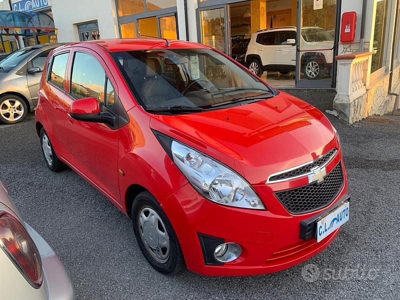Usata Chevrolet Spark 67 CV (49 kW) 2011 Rosso Utilitaria