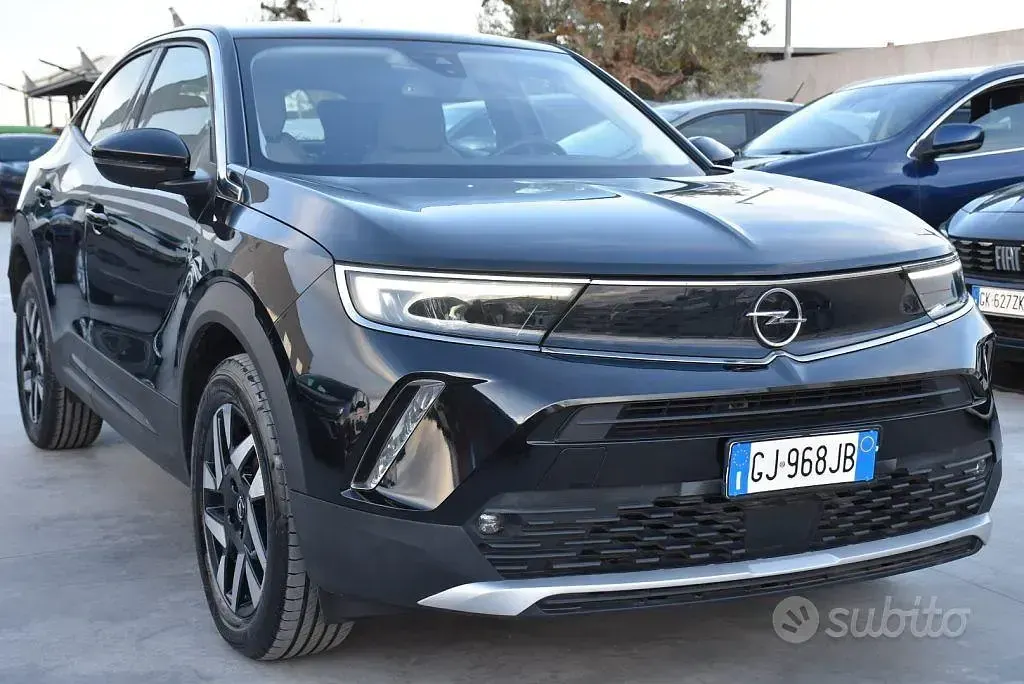 Usata Opel Mokka Elegance 110 CV (80 kW) 2022 Nero SUV