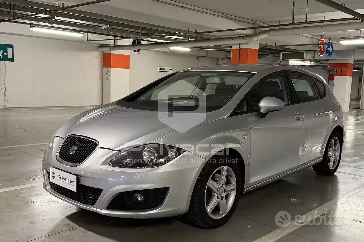 Usata Seat Leon Reference 86 CV (63 kW) 2010 Utilitaria