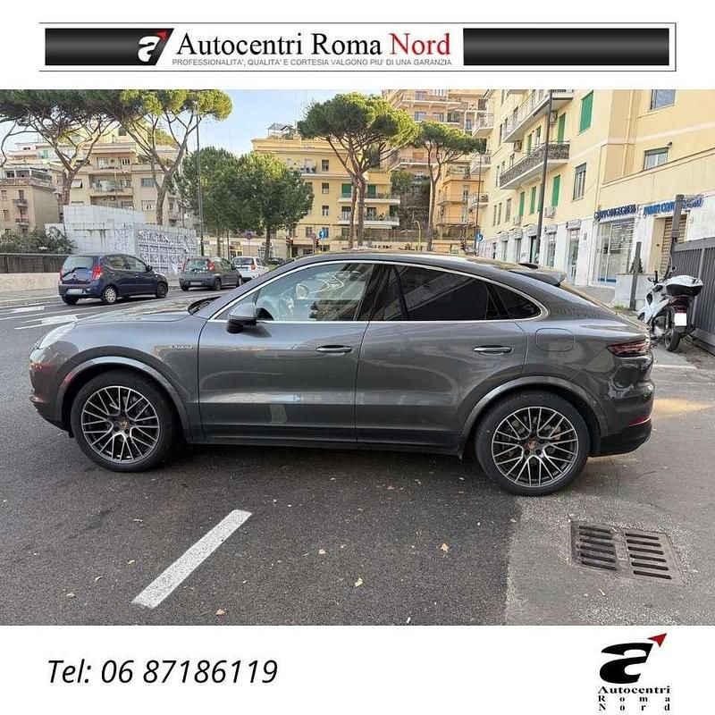 Usata Porsche Cayenne Coupe 340 CV (250 kW) 2020 Grigio Coupé