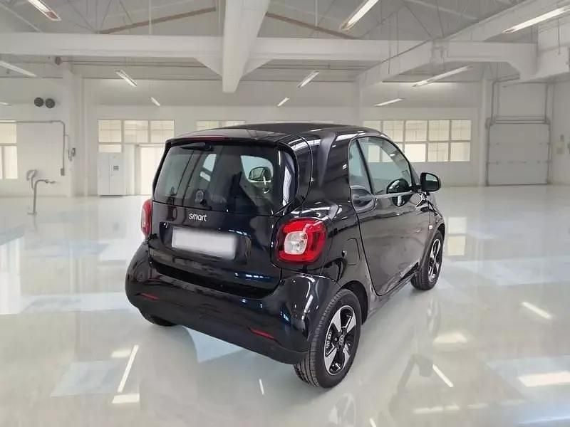 Usata Smart ForTwo Coupé Passion 41 kW (56 CV) 2022 Nero Coupé
