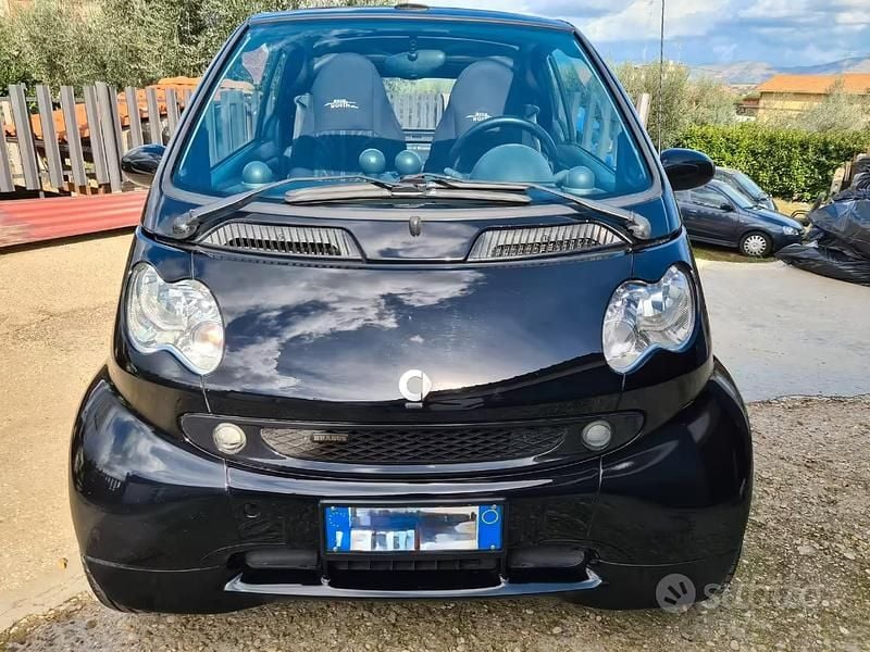Usata Smart ForTwo Cabrio Brabus 75 CV (55 kW) 2005 Nero Cabrio
