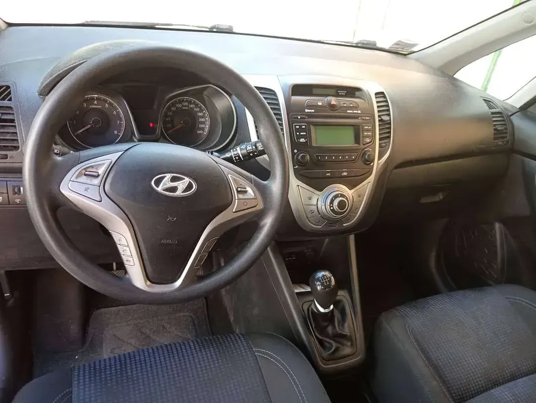 Usata Hyundai ix20 Classic 90 CV (66 kW) 2014 Bianco Utilitaria