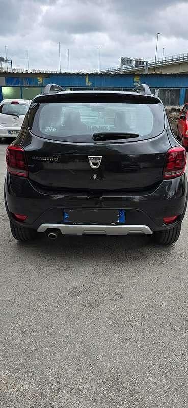 Usata Dacia Sandero Stepway 90 CV (66 kW) 2018 Nero Berlina