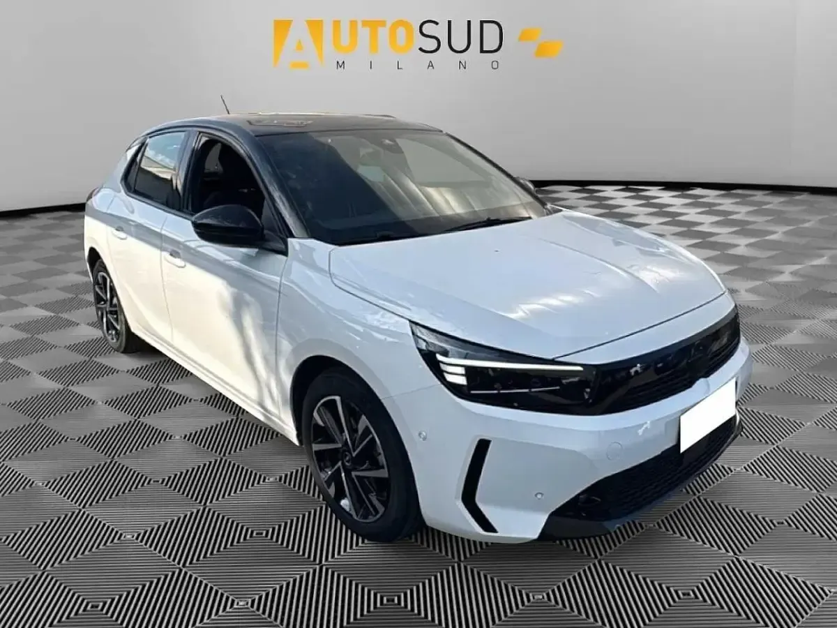 Usata Opel Corsa S 75 CV (55 kW) 2024 Bianco Utilitaria