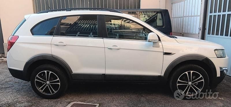 Usata Chevrolet Captiva LT 163 CV (119 kW) 2013 Bianco SUV
