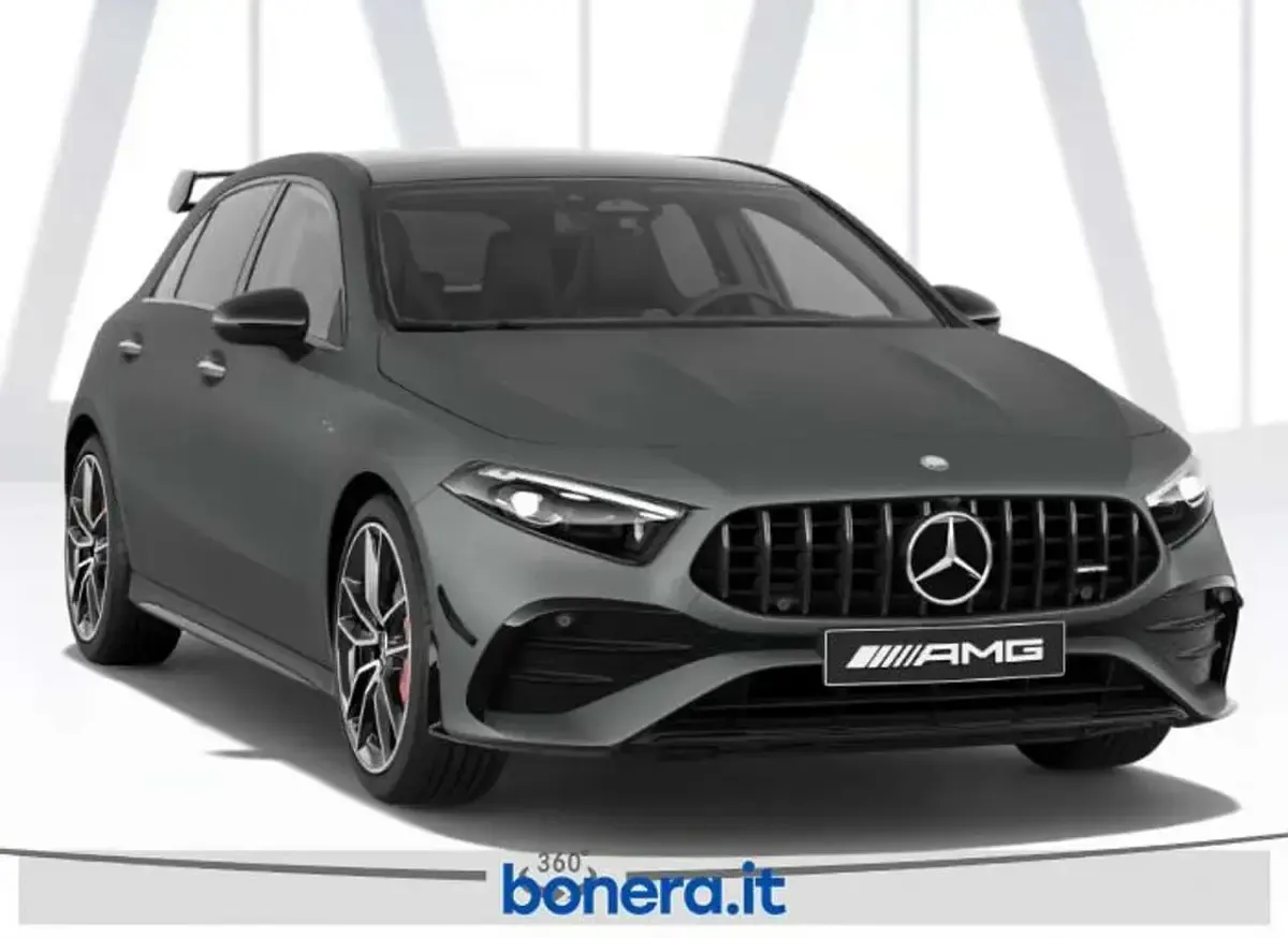 Nuova Mercedes A35 AMG Premium 306 CV (225 kW) 2026 Grigio montagna magno manufakt Berlina