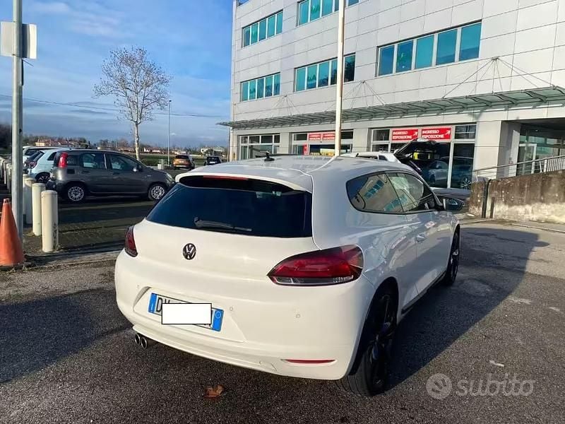 Usata VW Scirocco 160 CV (117 kW) 2008 Bianco Coupé