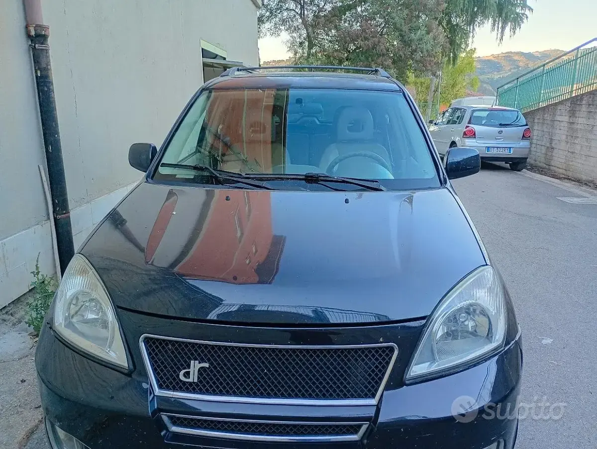 Usata DR DR5 2010 Nero SUV