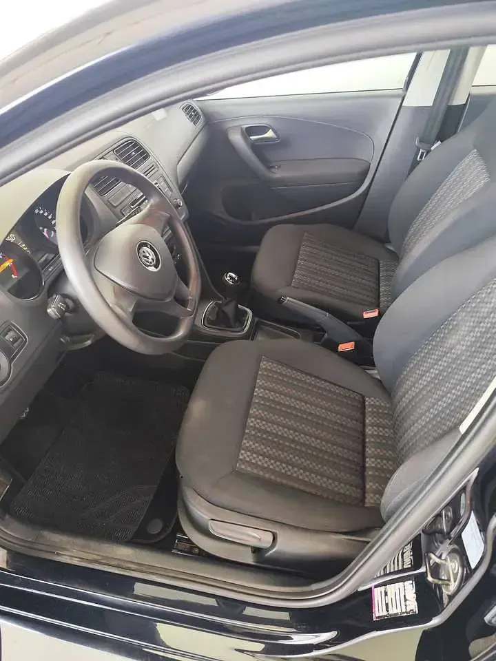 Usata VW Polo Trendline 60 CV (44 kW) 2016 Nero Berlina